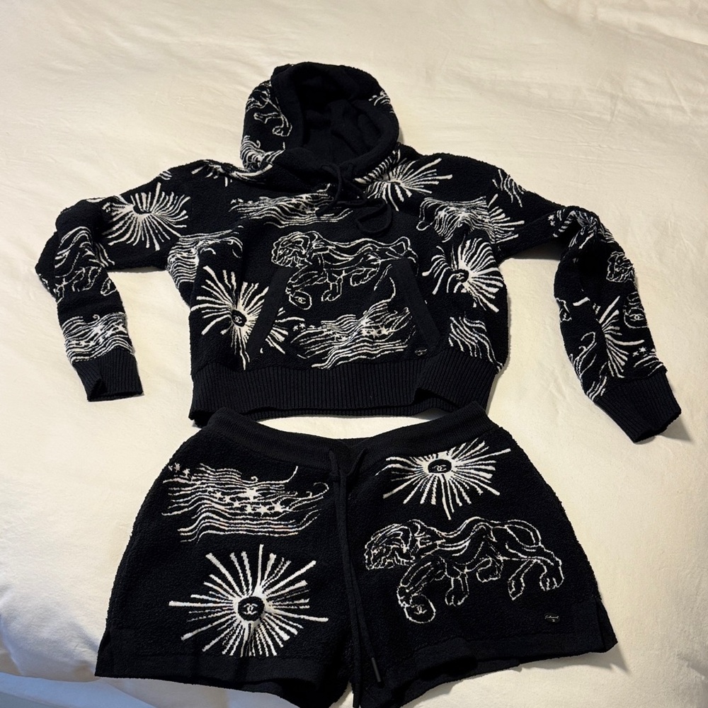 CHANEL Black and White Knit Labeled Garment